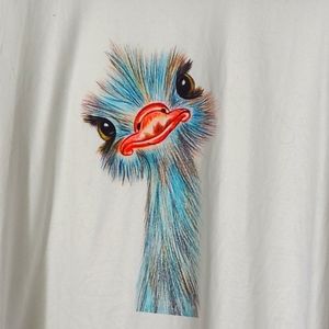 Ostrich curiosity xl tshirt